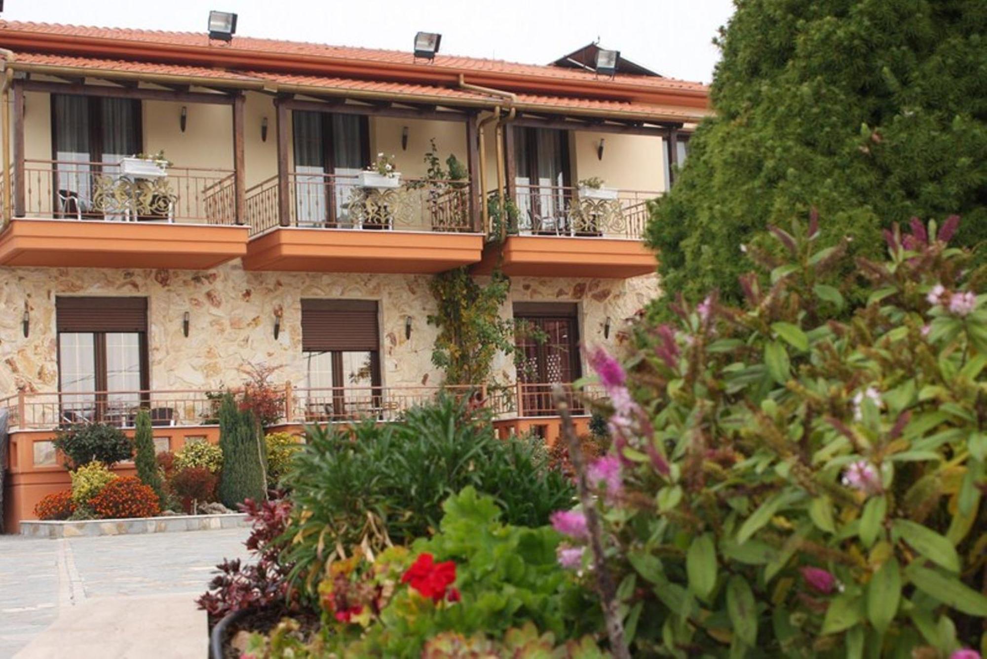Hotel Lozitsi Veria  Esterno foto